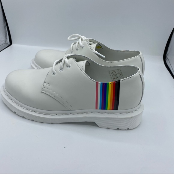 Dr. Martens 1461 White Smooth Leather Oxford Shoes Men's 6 Women's 7 like new - Picture 7 of 9